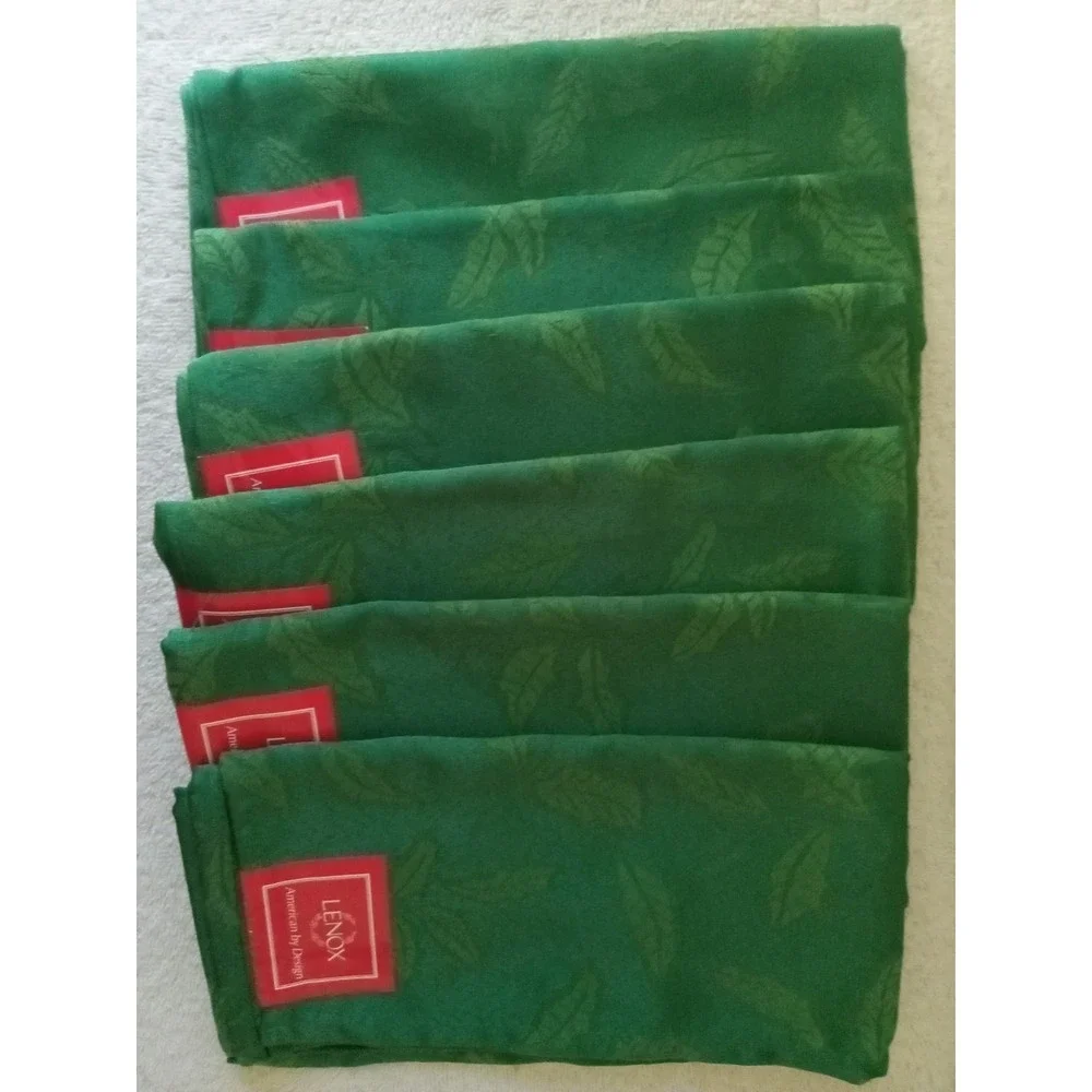 Lenox Green Holly Damask Set of 6 Napkins 18